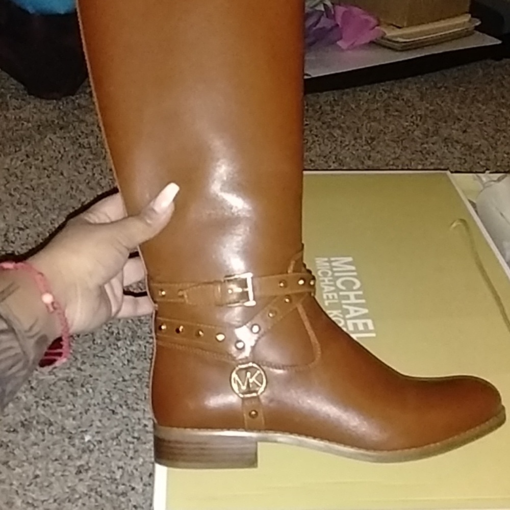 Brand new Micheal Kors Chestnut Leather Boots